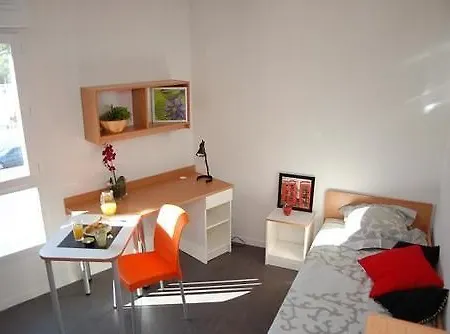 Apart-hotel Apparteo 3*
